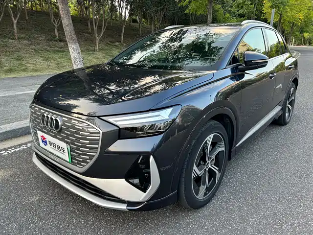 Audi Q4 e-tron 2024 — купить из Китая под заказ