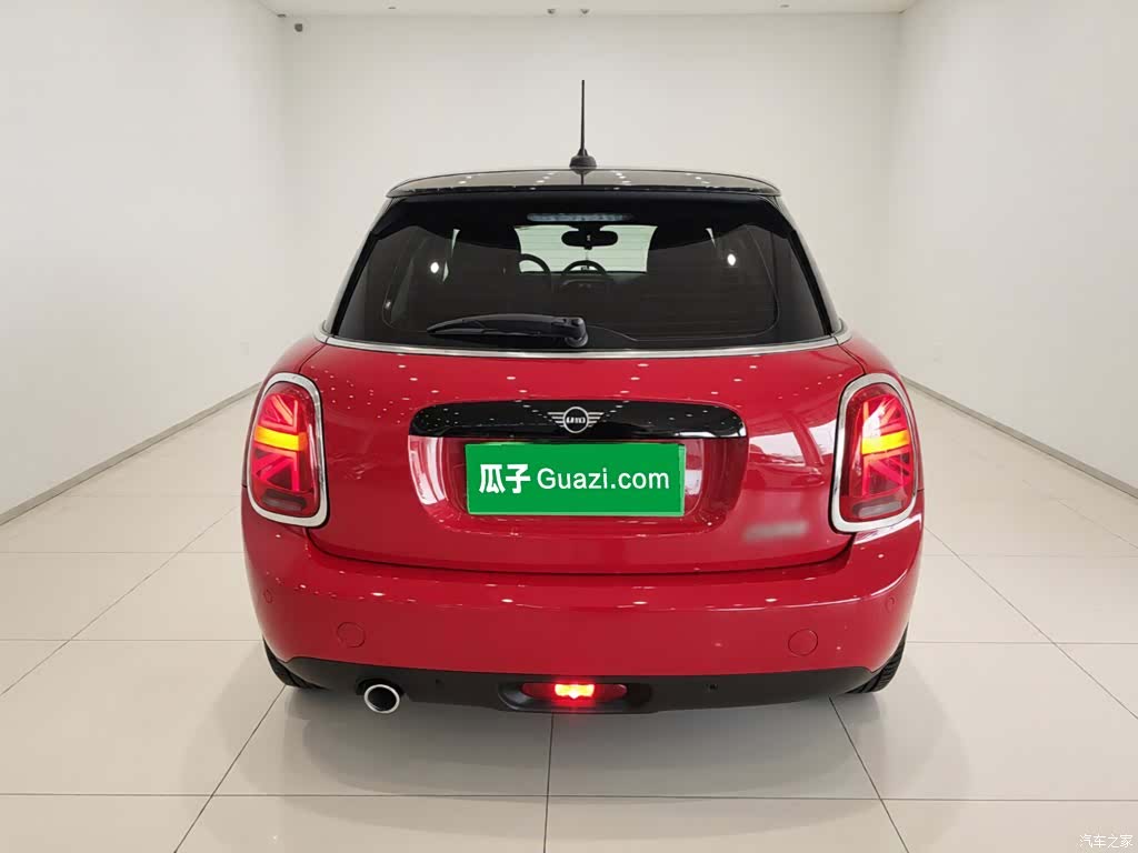 Mini ONE, 2021 4