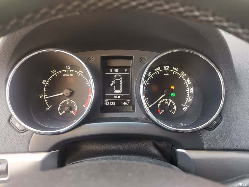 Skoda Yeti, 2014 4