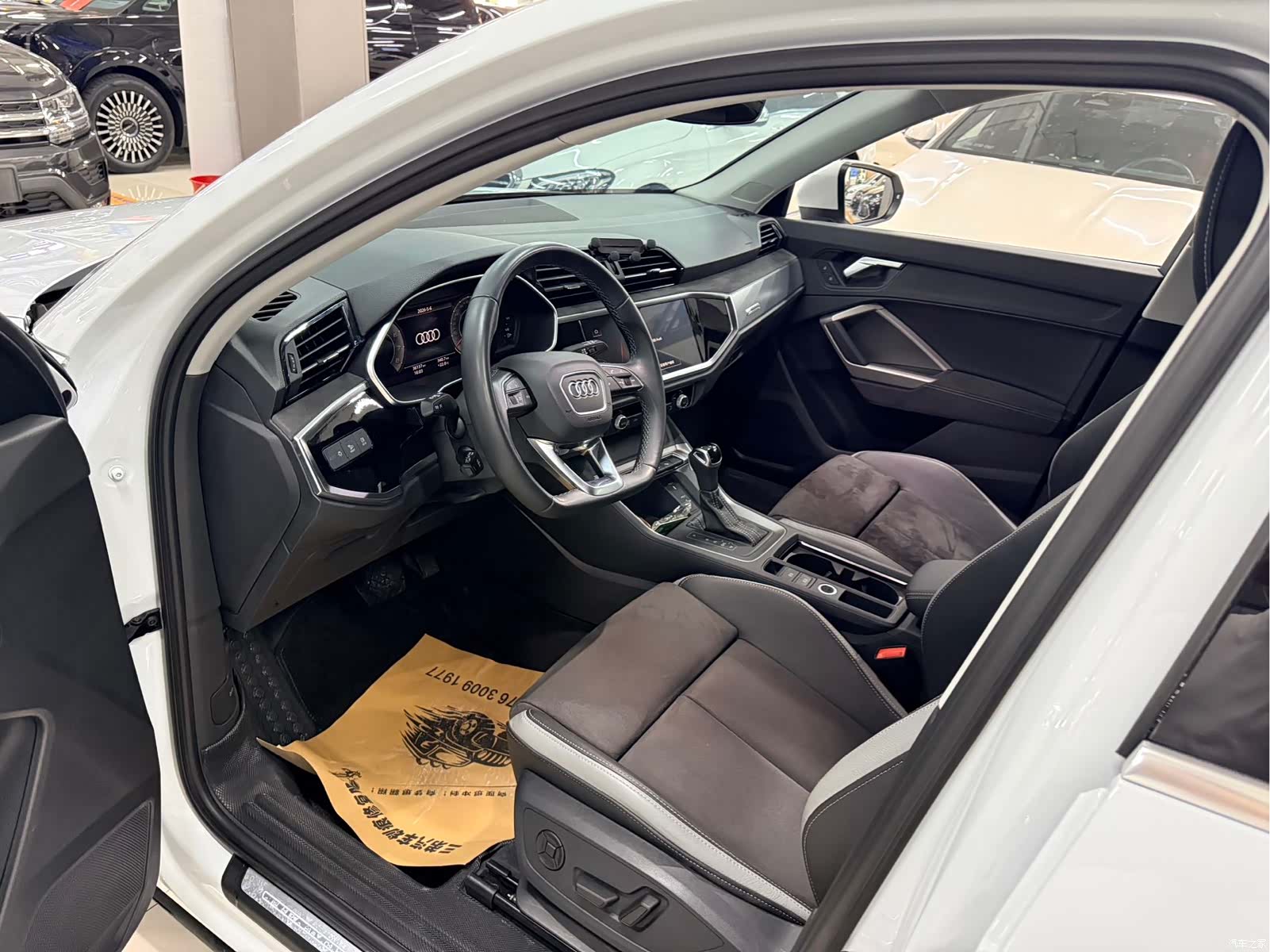 Audi Q3, 2023 7
