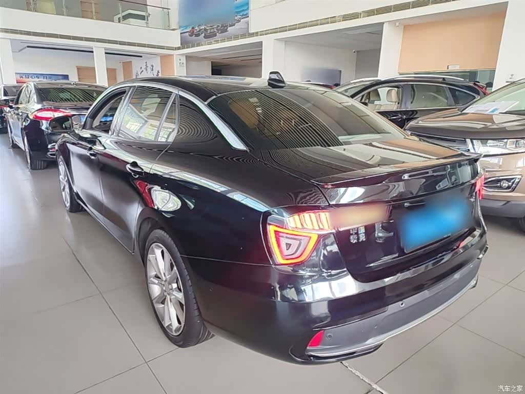 Lynk & Co 01, 2019 все фото