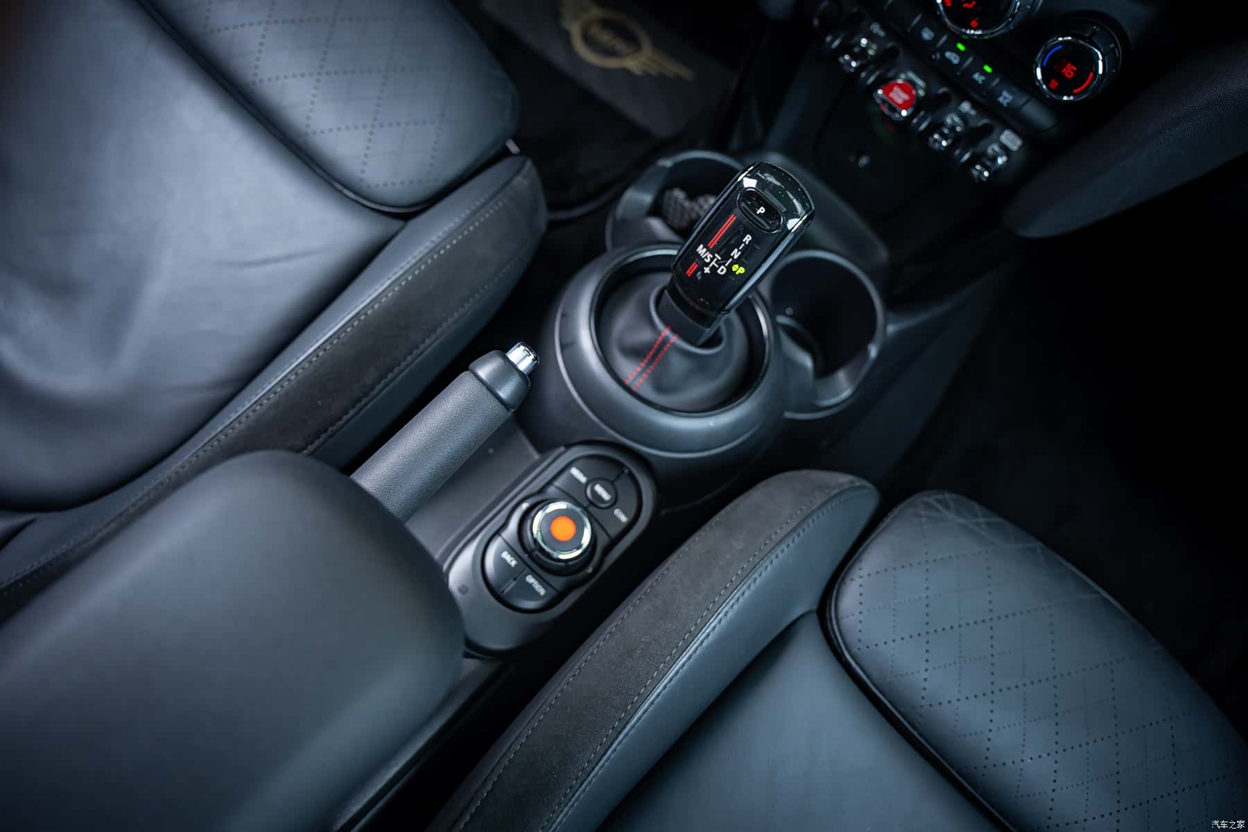 Mini Cooper, 2019 14