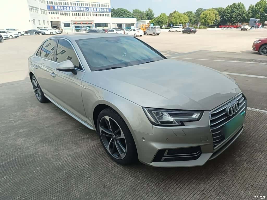 Audi A4L, 2019 4
