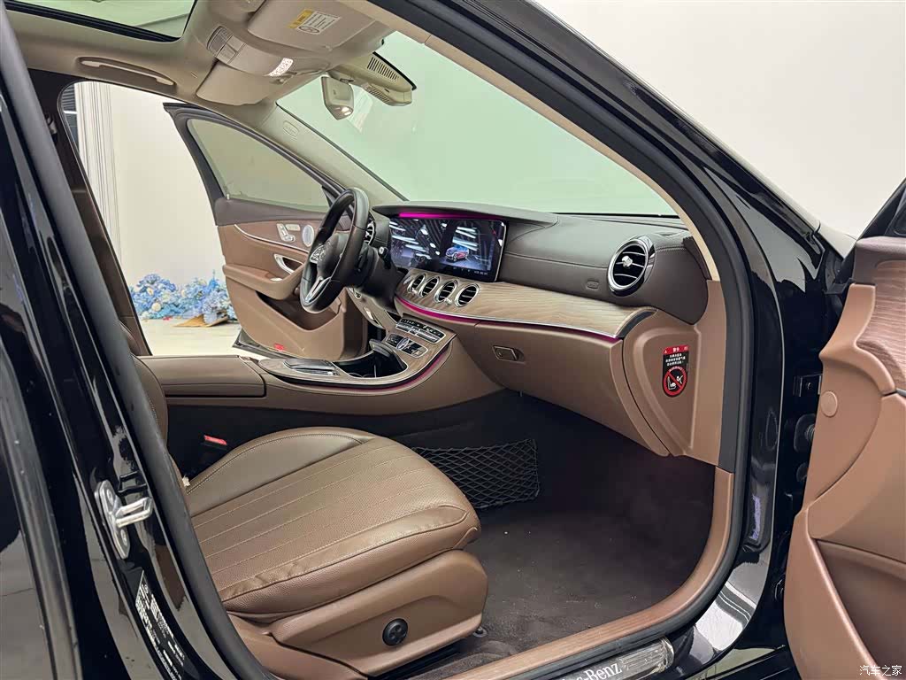 Mercedes-Benz E-Class, 2019 6
