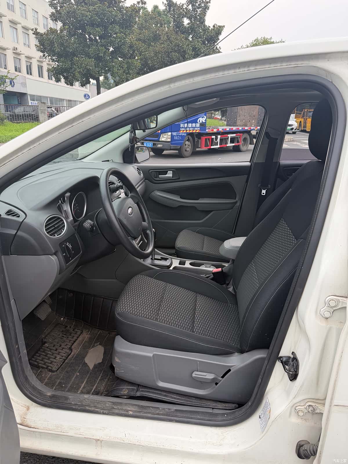 Ford Focus, 2015 11