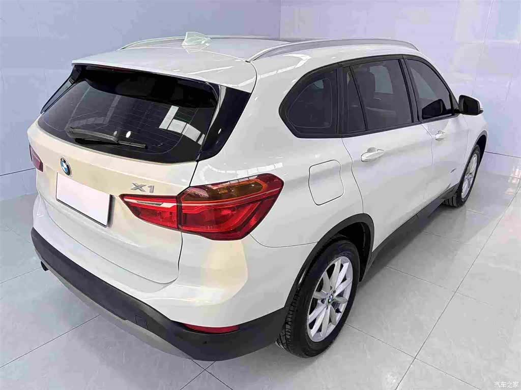 BMW X1, 2017 все фото