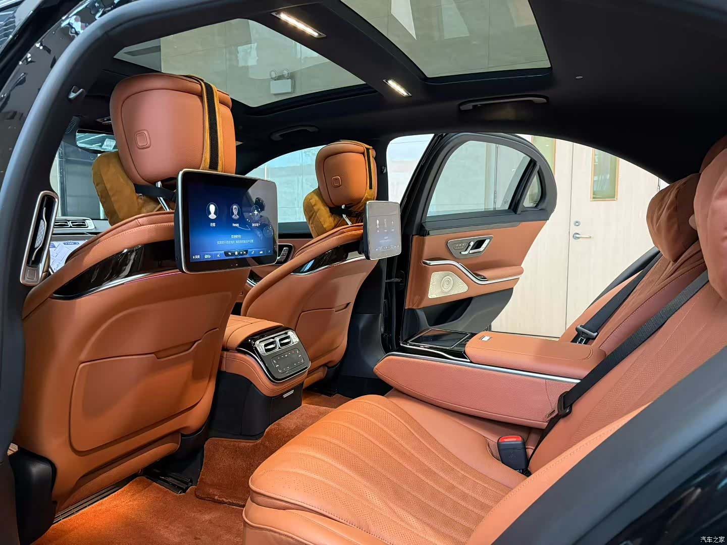 Mercedes-Benz S-Class, 2021 7