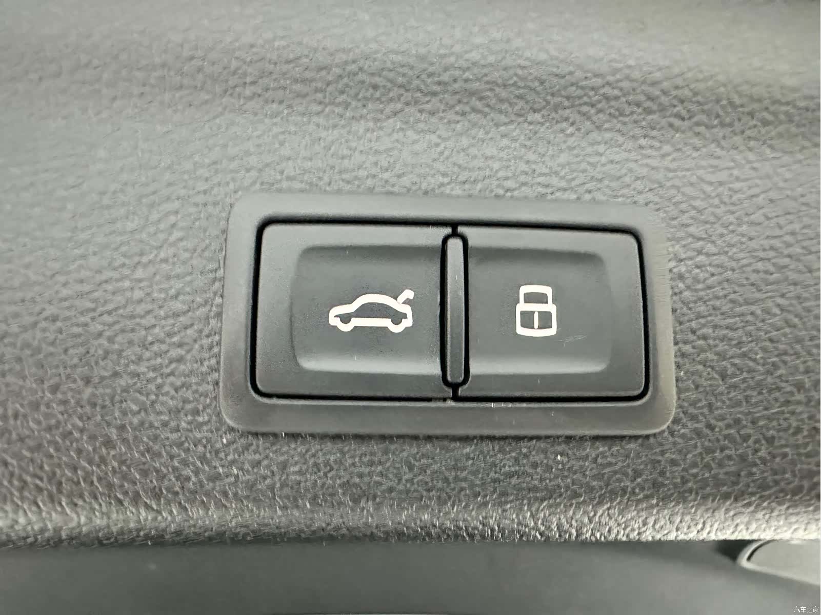Audi Q3, 2022 11