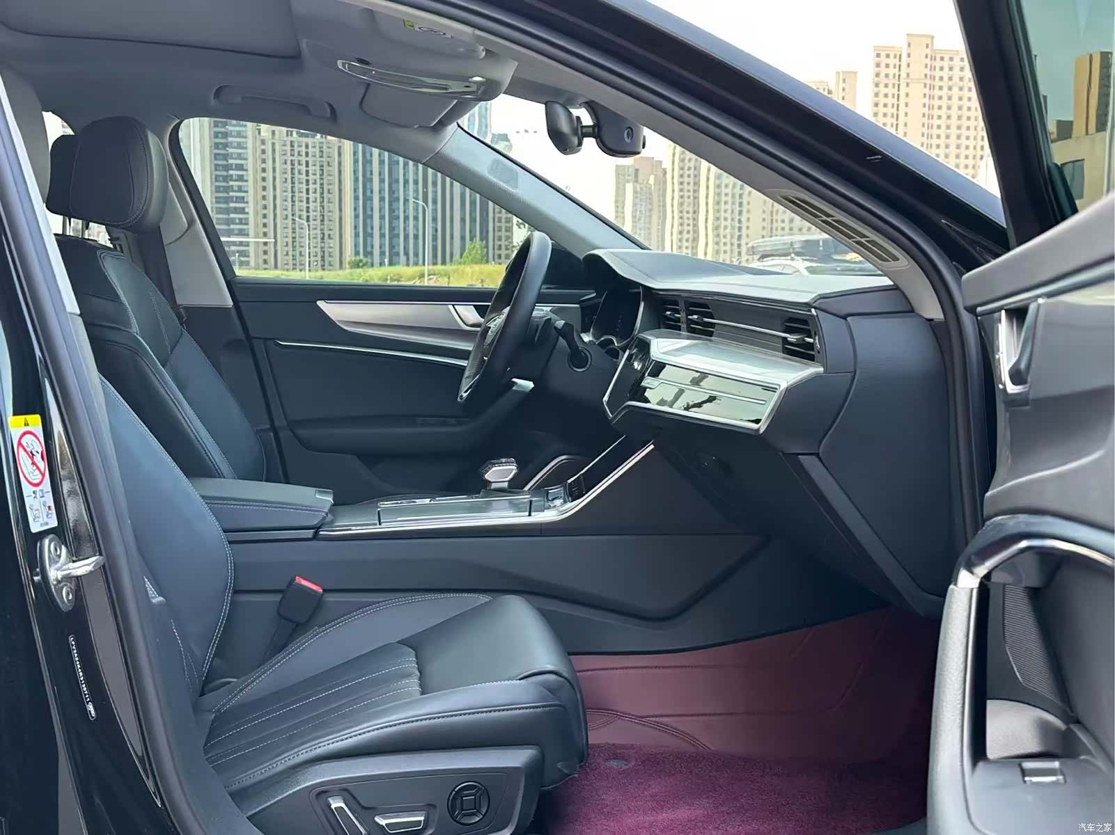Audi A6L, 2025 10