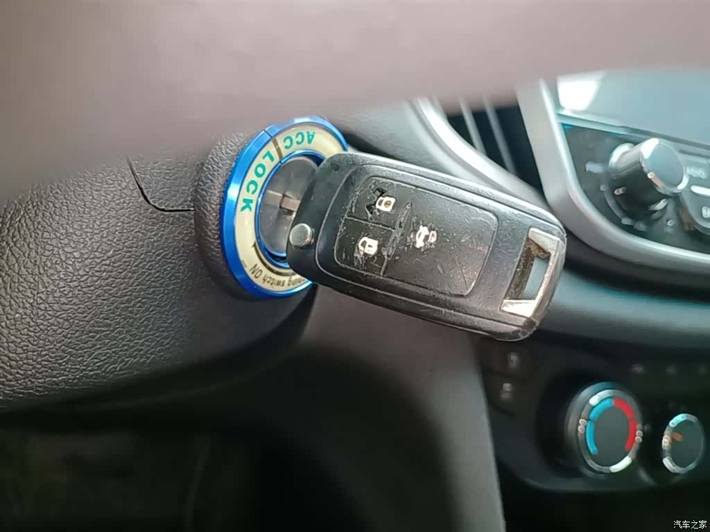Chevrolet 320, 2018 9