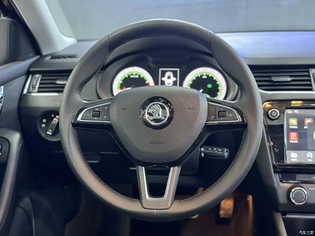 Skoda Octavia, 2017 3