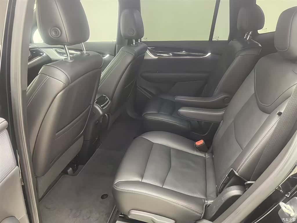 Cadillac XT6, 2021 8