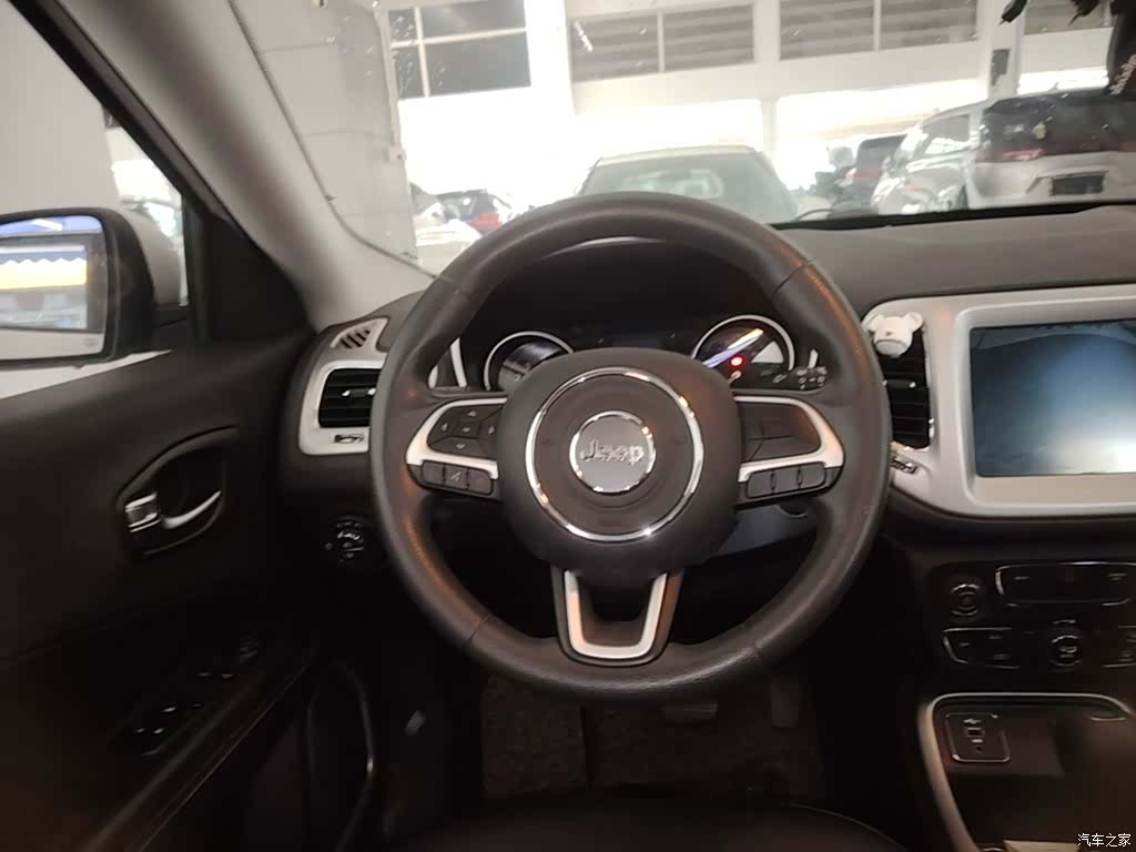 Jeep Compass, 2020 3