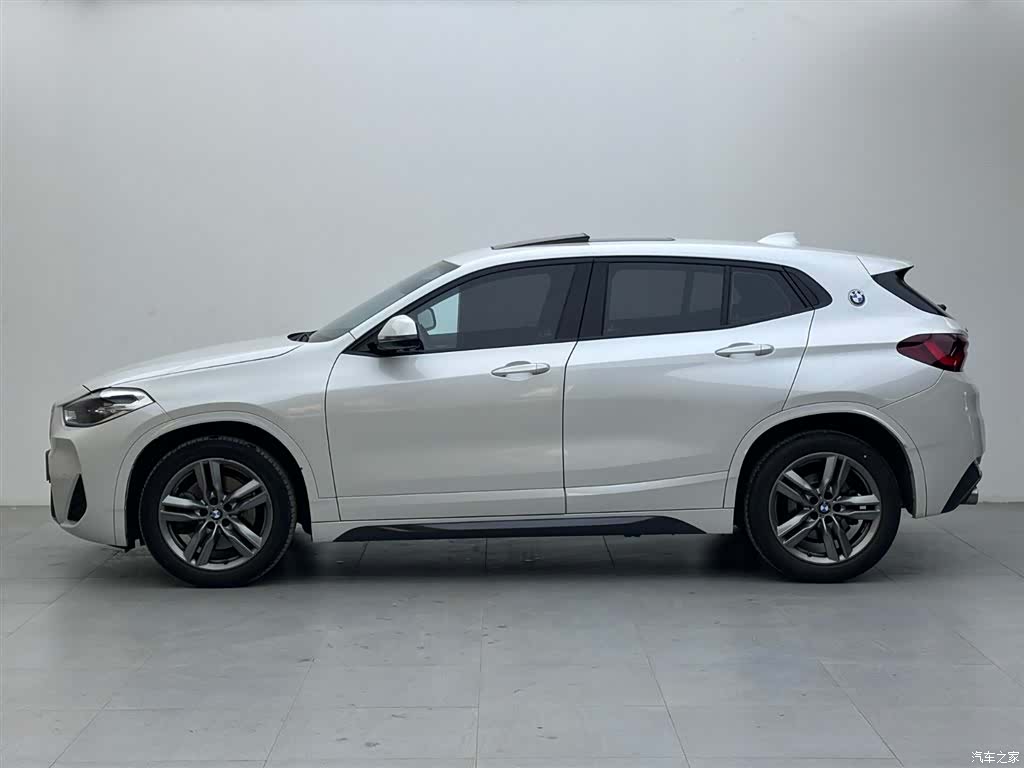 BMW X2, 2022 3