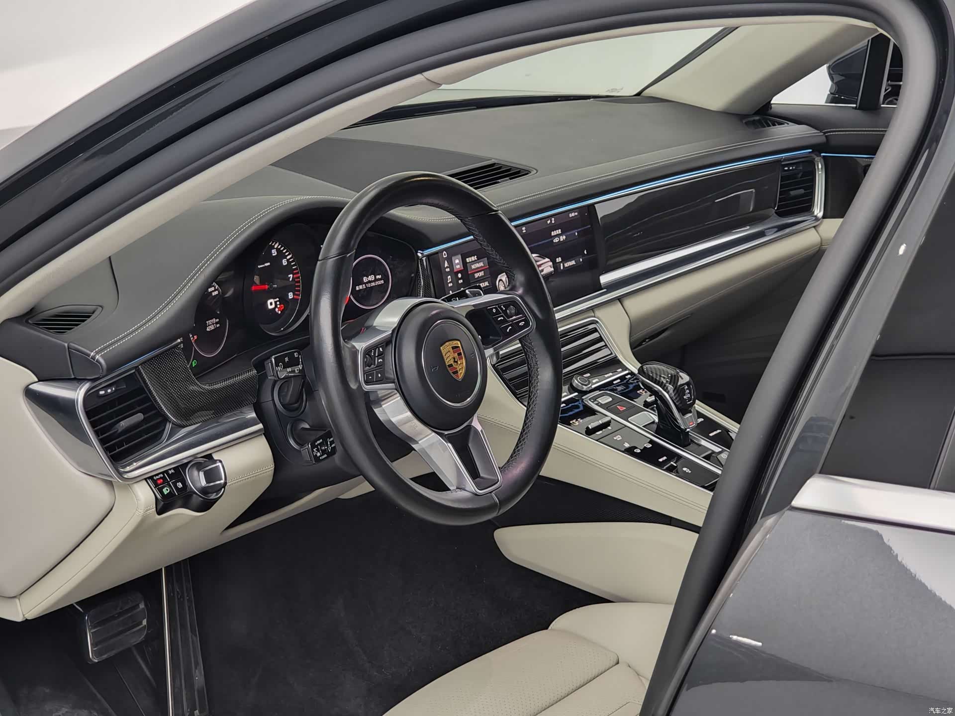 Porsche Panamera, 2018 11