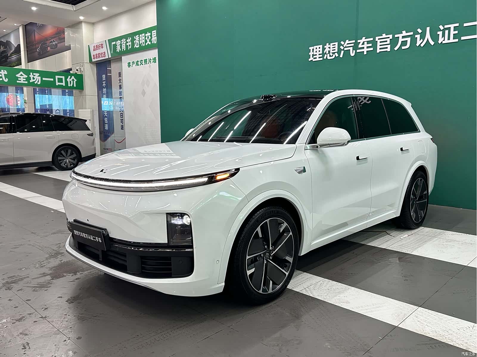 Li Auto L8, 2025 12