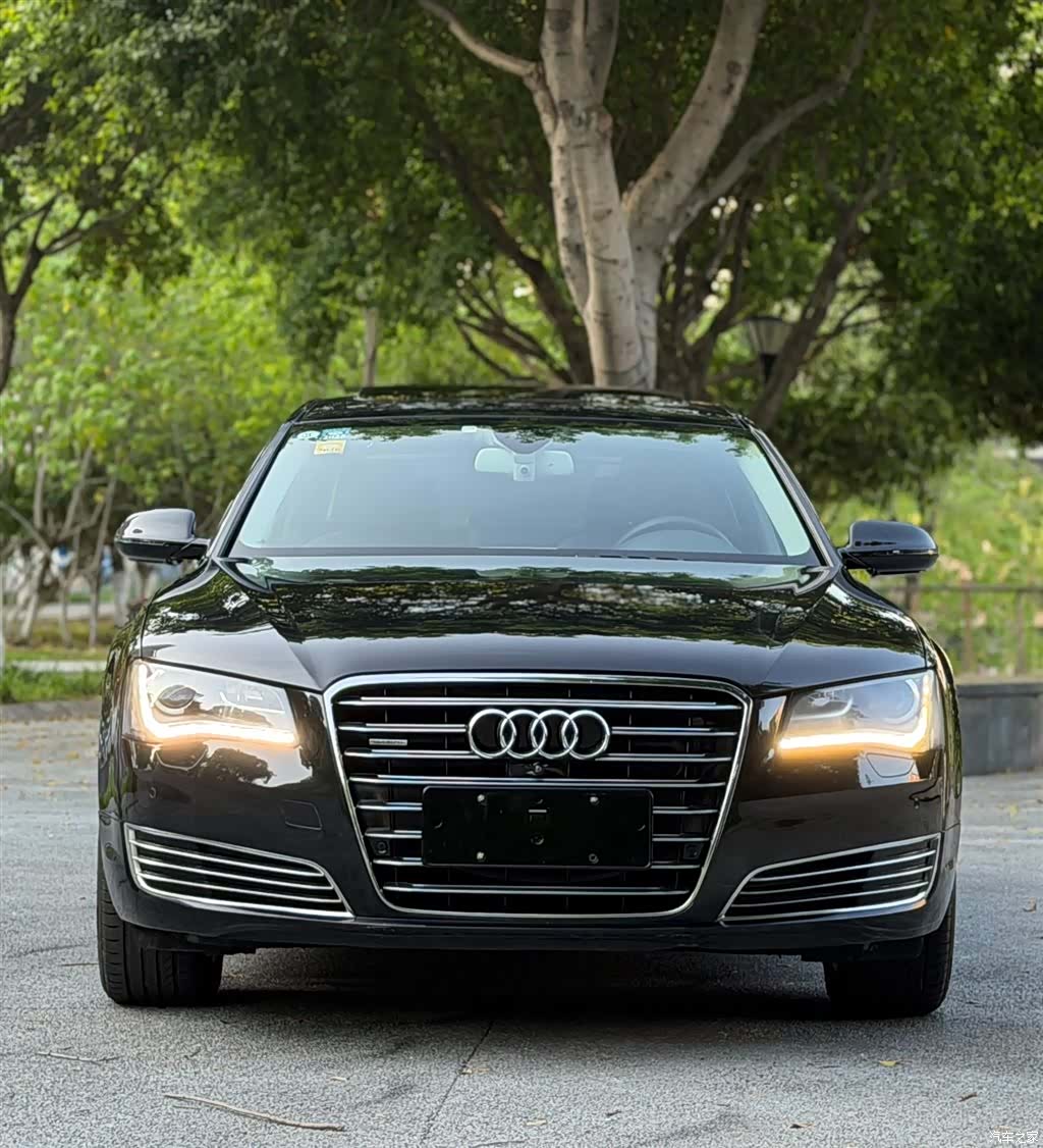 Audi A8L, 2013 3