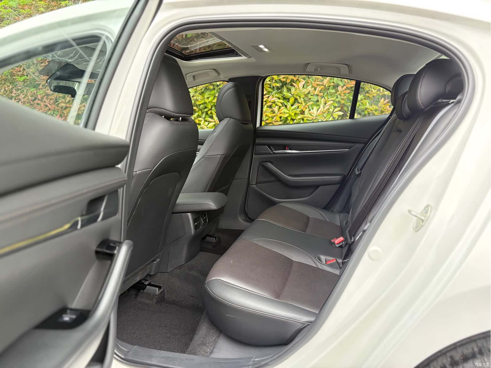 Mazda Mazda3, 2024 11