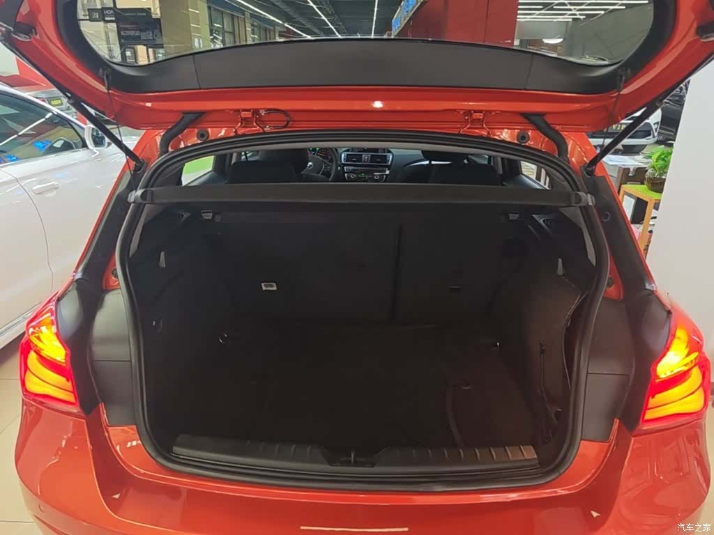 BMW 1 Series, 2017 19