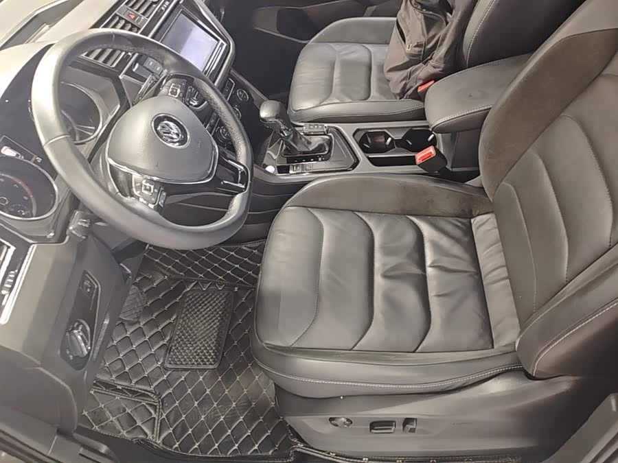 Volkswagen Tiguan L 2019, фото 16