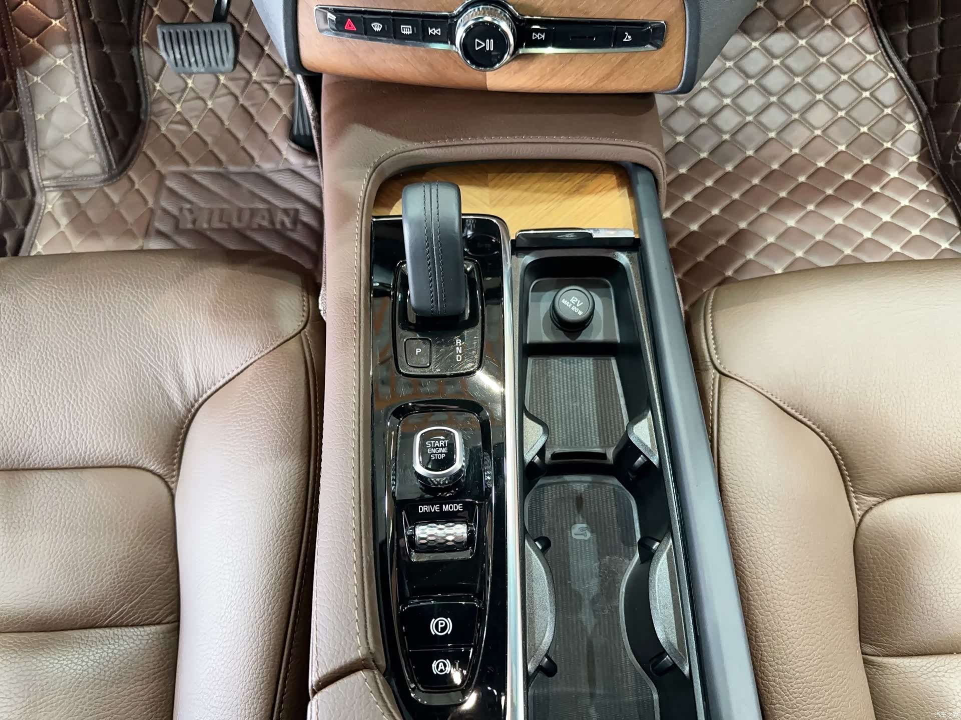 Volvo XC90, 2021 19
