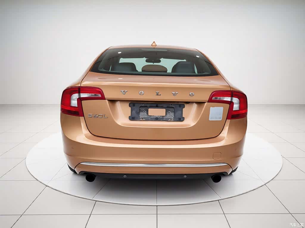 Volvo S60, 2014 6