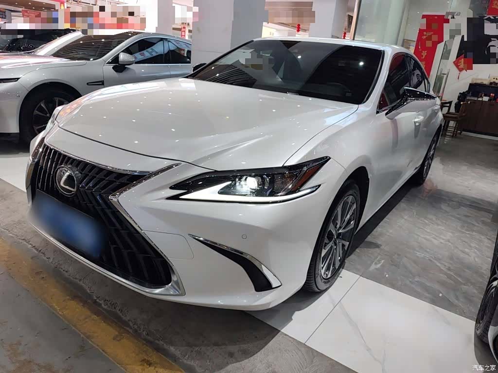 Lexus ES, 2024 2