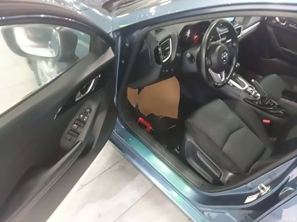 Mazda Mazda3, 2017 16