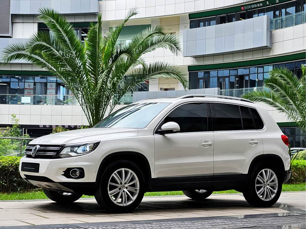 Volkswagen Tiguan 2012 2.0TDI Luxury