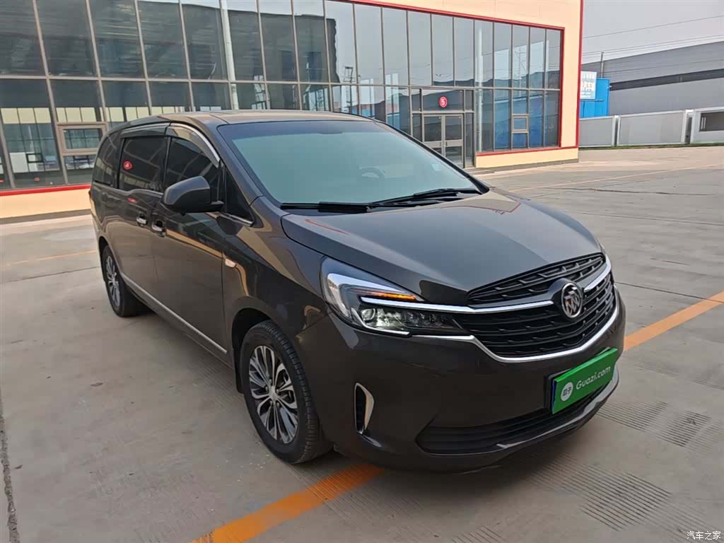 Buick GL8, 2021 4