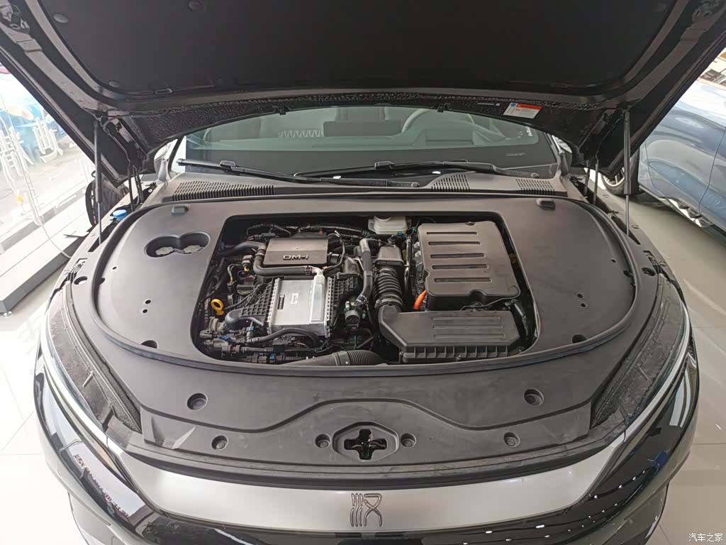 BYD Han, 2025 16