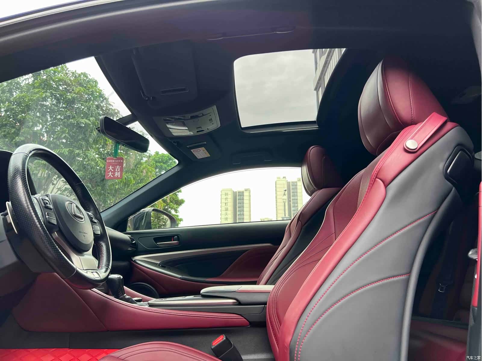 Lexus RC, 2017 13