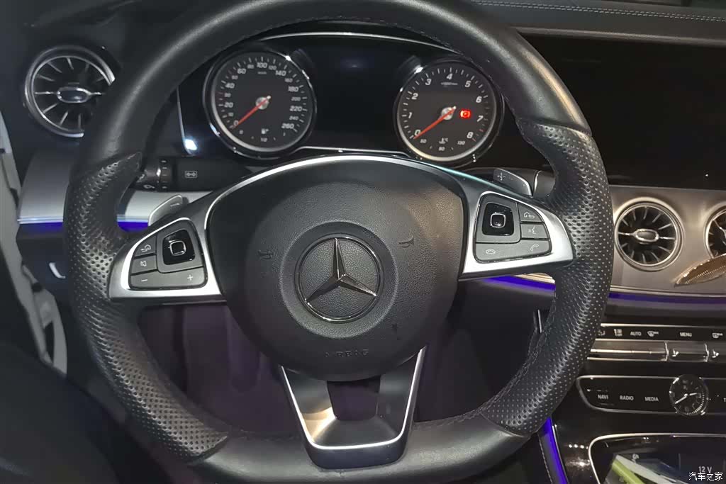 Mercedes-Benz E-Class, 2018 15