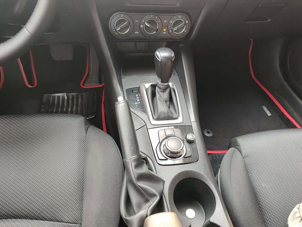 Mazda Mazda3, 2019 6