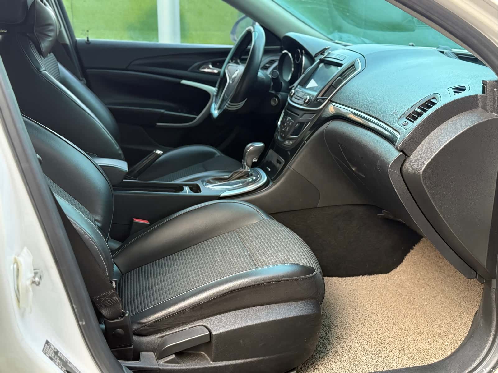 Buick Regal, 2015 8