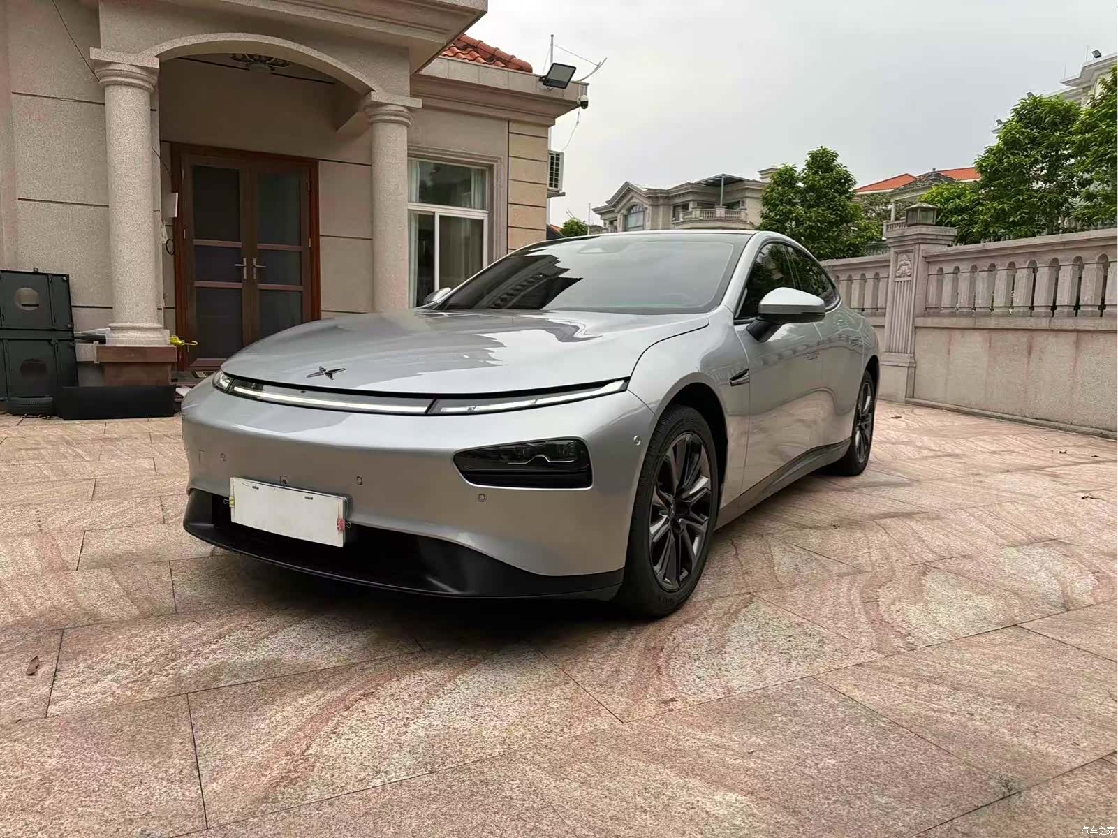 Xpeng P7