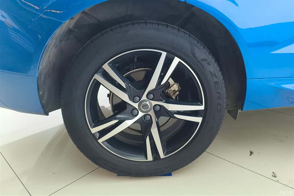 Volvo XC60, 2021 6