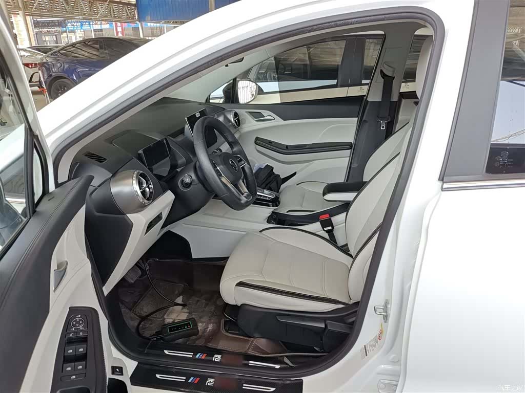 BYD Yuan, 2022 16
