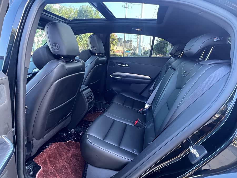 Cadillac XT4 2019, фото 6