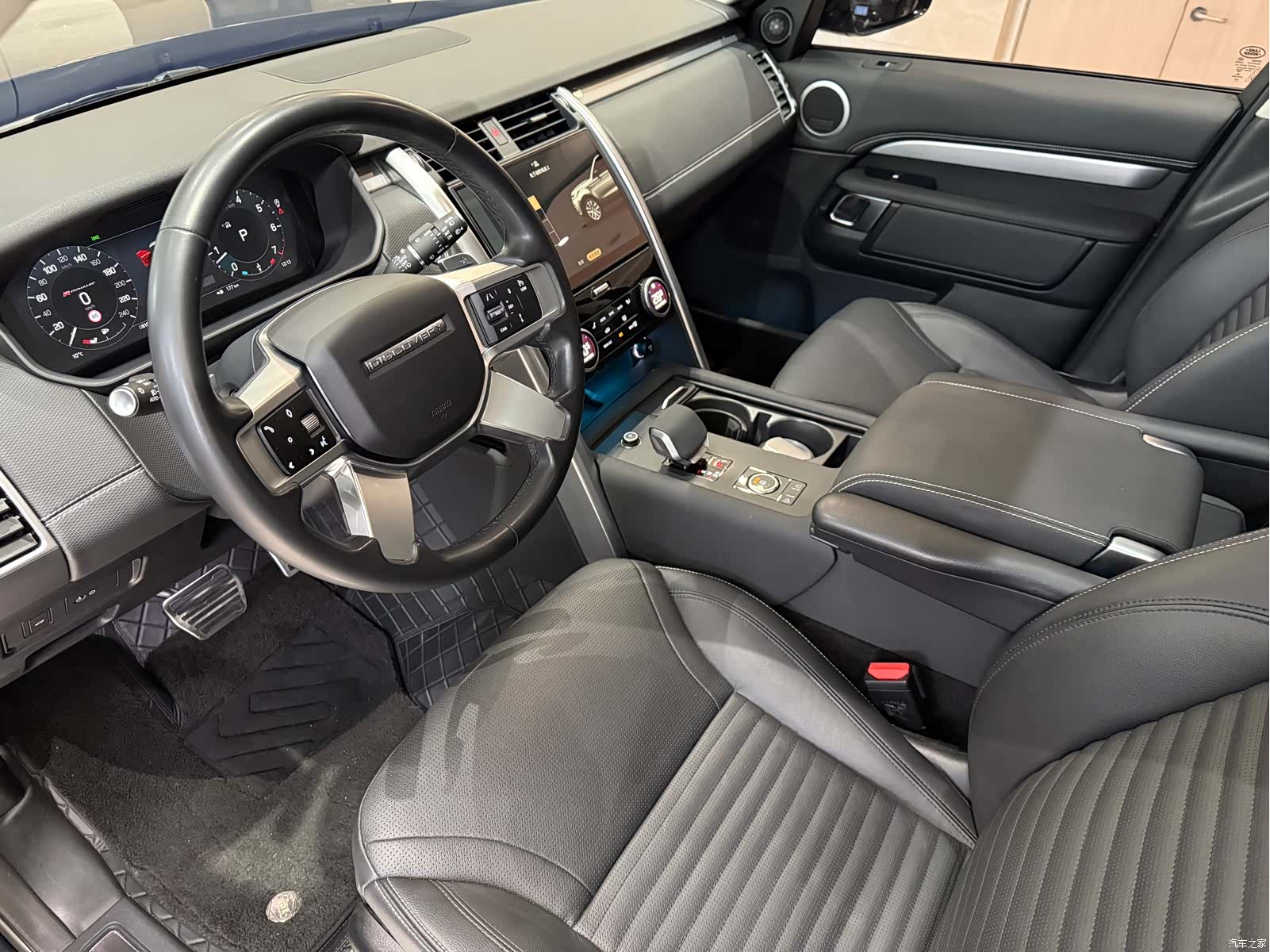 Land Rover Discovery, 2023 все фото