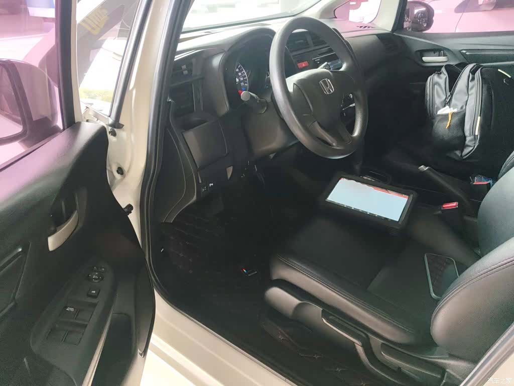 Honda Fit, 2017 11