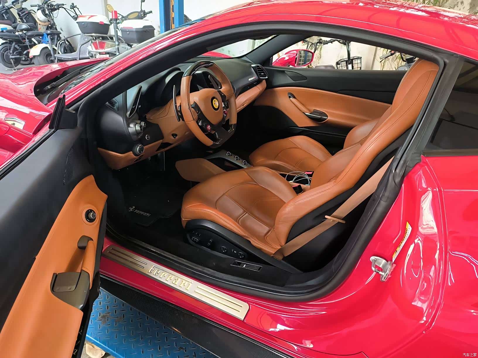 Ferrari 488, 2015 3