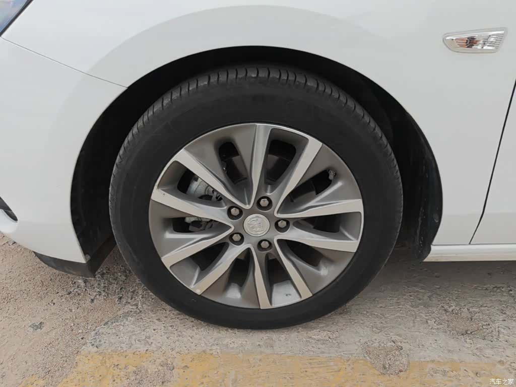 Buick GL6, 2023 25