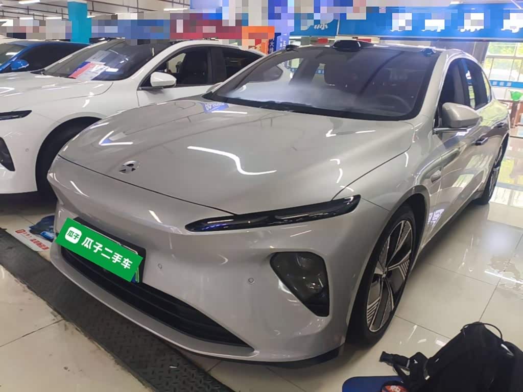 NIO ET7