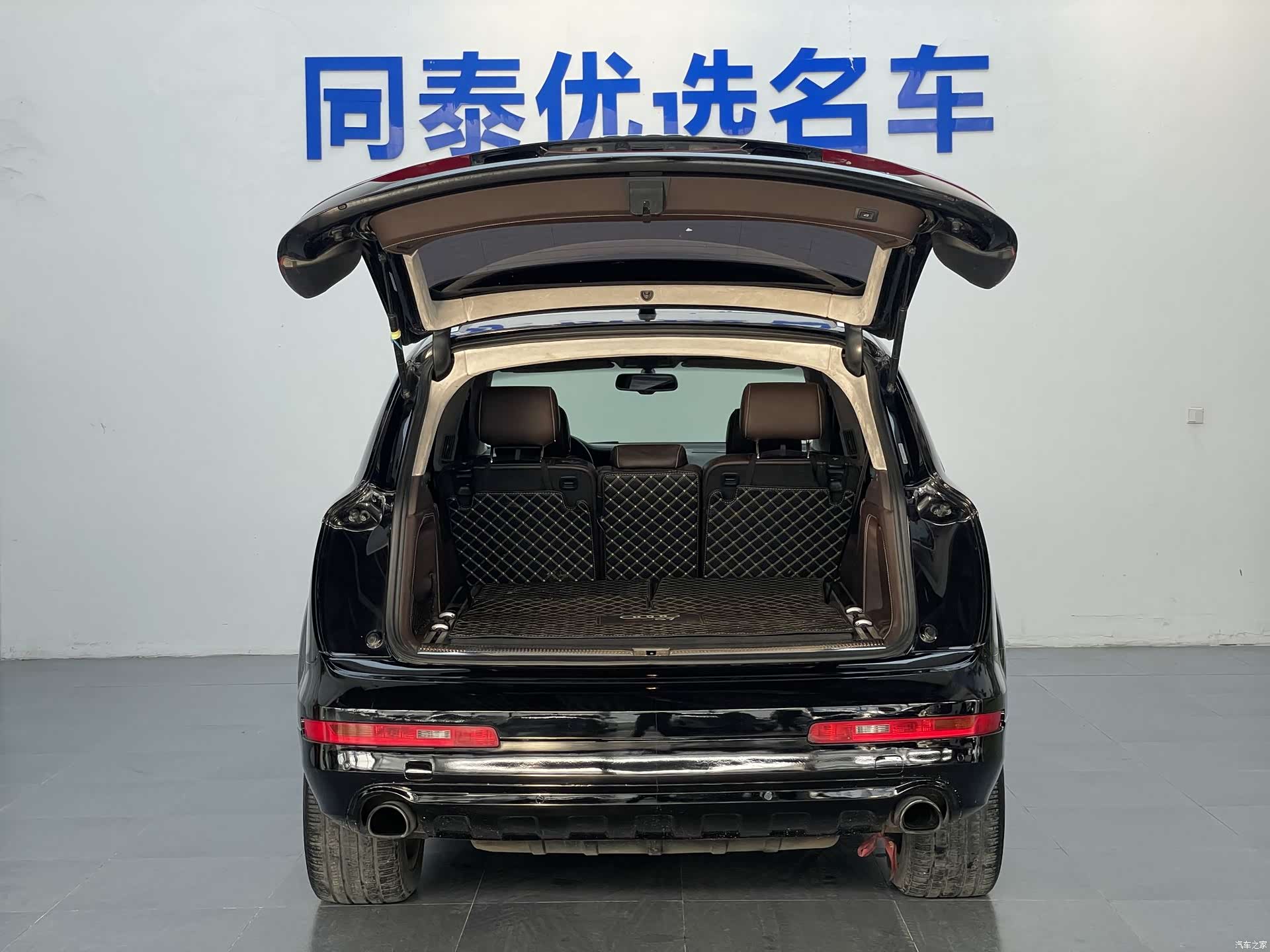 Audi Q7, 2014 23