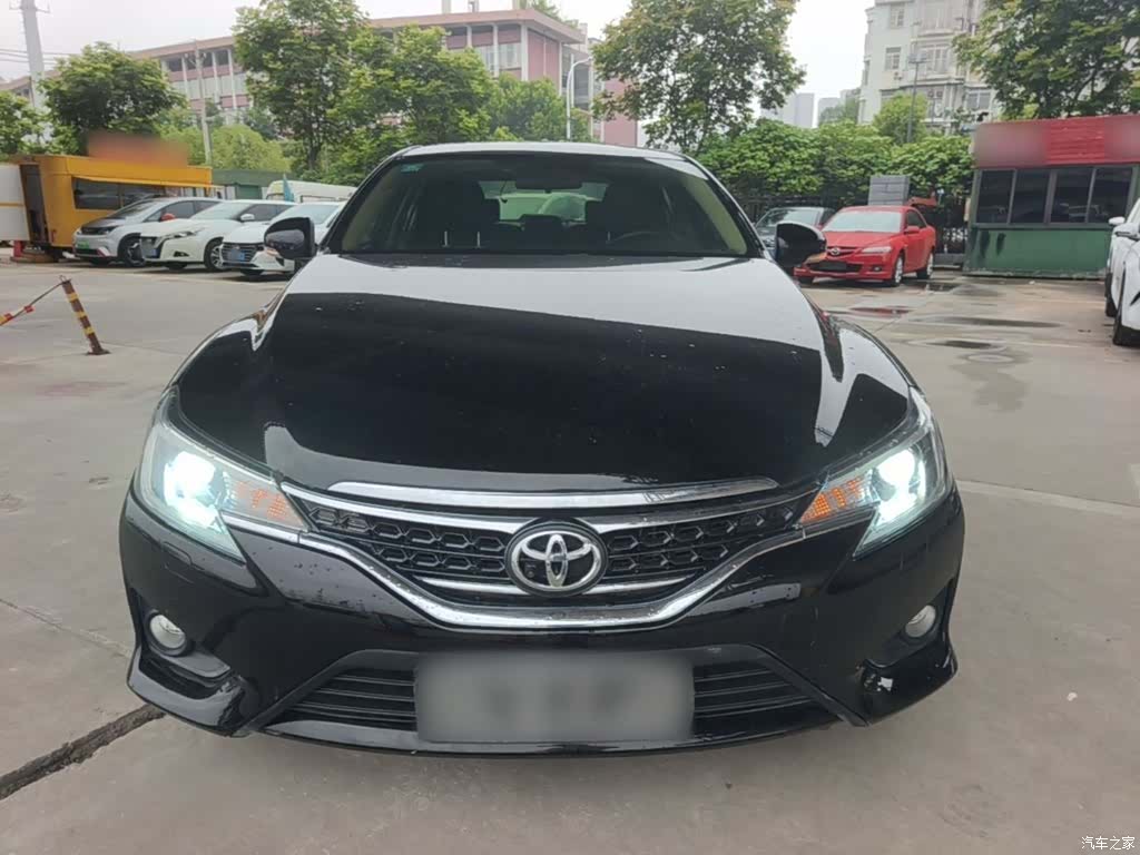 Toyota 2.5S, 2015 3