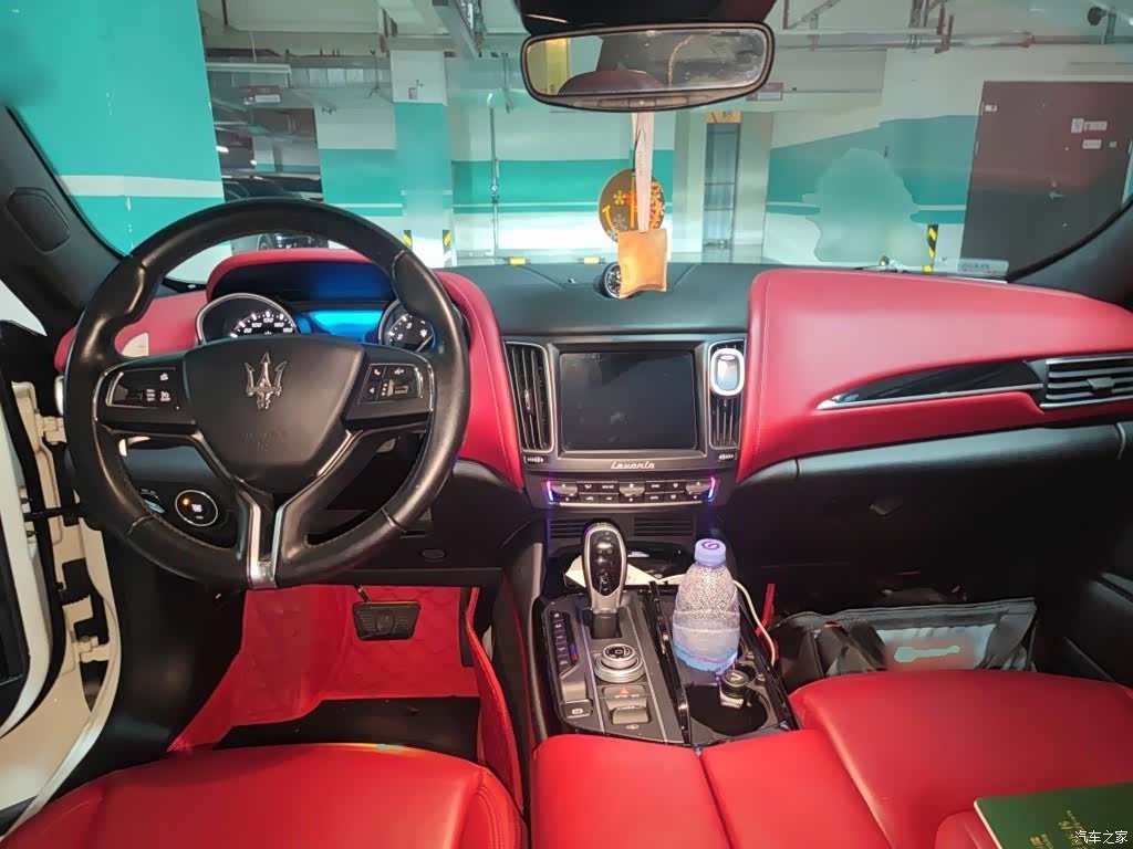 Maserati Levante, 2017 13