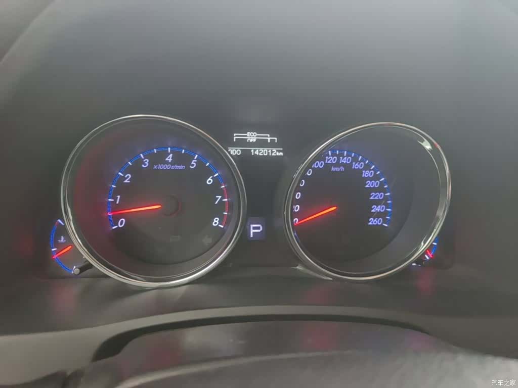 Toyota 2.5S, 2015 12
