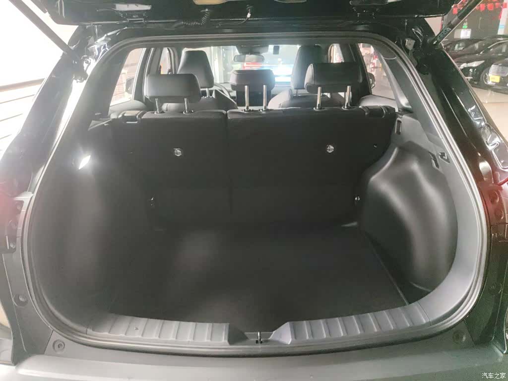 Toyota Frontlander, 2026 15