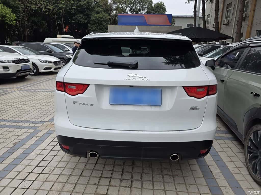 Jaguar F-PACE, 2016 7